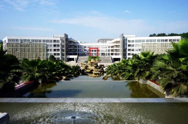 四川省宜賓衛(wèi)生學校宿舍環(huán)境、寢室環(huán)境