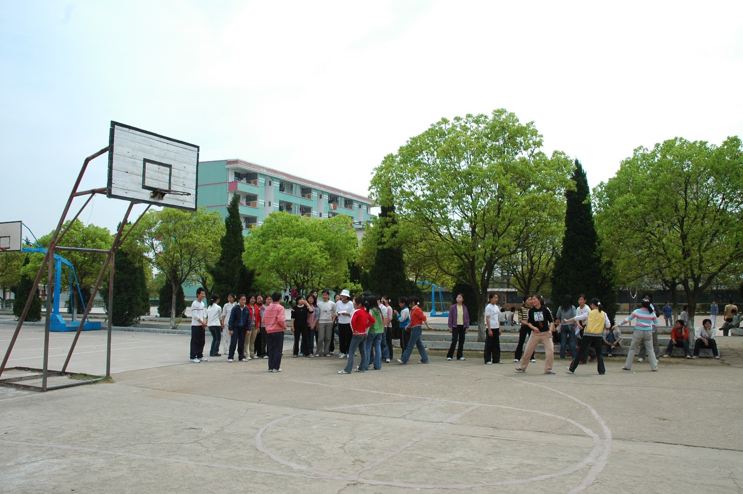 鷹潭應(yīng)用工程學(xué)校