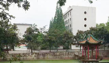 邵陽騰爵職業(yè)中專學(xué)校