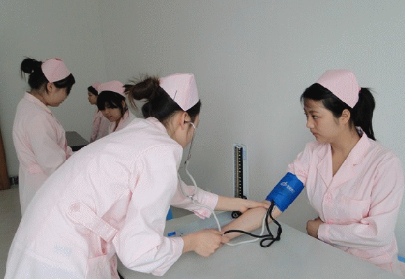 出去讀衛(wèi)校好就業(yè)么、好找工作么