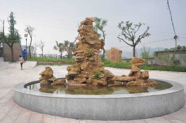 四川自貢市高級(jí)技工學(xué)校學(xué)費(fèi)、大概收費(fèi)是多少