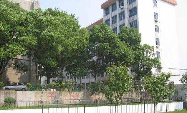 湖北省廣播電視學校環(huán)境圖