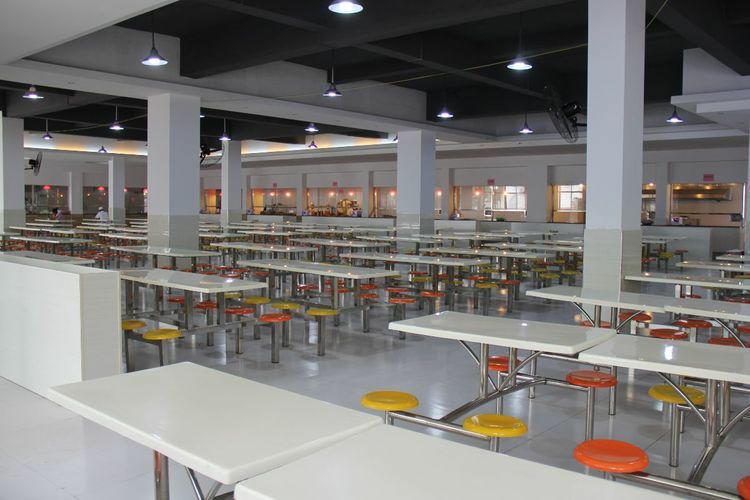 贛州市南康區(qū)職業(yè)中等專業(yè)學校食堂
