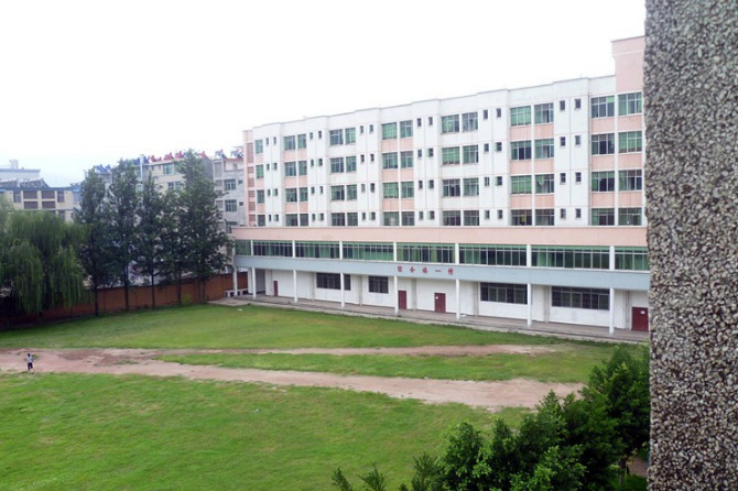 涼山衛(wèi)生學(xué)校、學(xué)校招生計劃