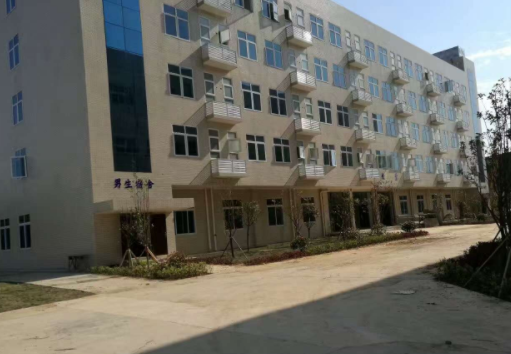 長(zhǎng)沙機(jī)床廠技工學(xué)校宿舍環(huán)境