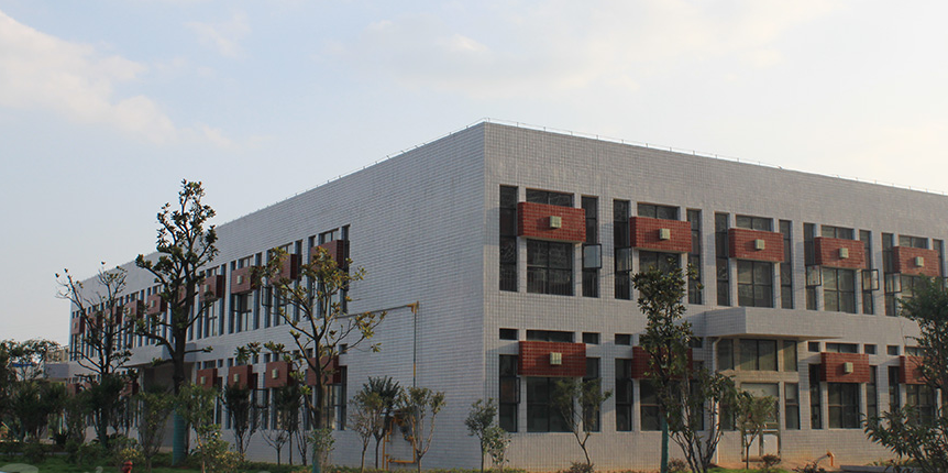 湖南省隆回縣職業(yè)中等專業(yè)學(xué)校環(huán)境