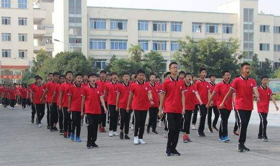 四川省綿竹市職業(yè)中專學(xué)校學(xué)費(fèi)、大概收費(fèi)是多少