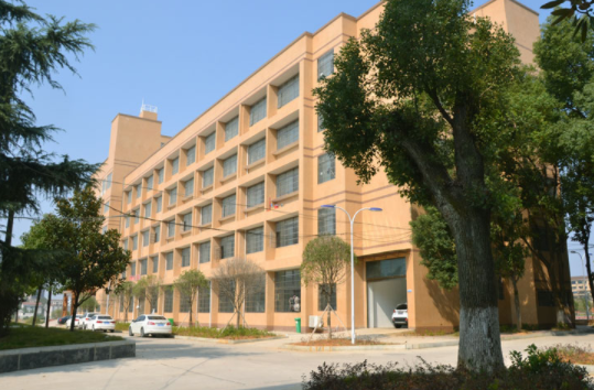 婁底市第一職業(yè)中學(xué)環(huán)境
