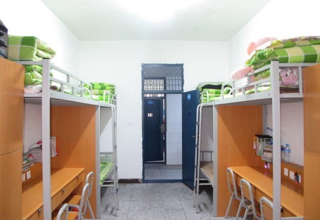 廣安大川鐵路運輸學(xué)校宿舍環(huán)境、寢室環(huán)境