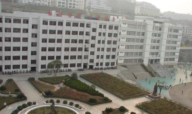 秭歸縣職業(yè)教育中心招生條件、招生對象、招生分數(shù)
