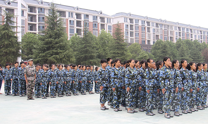 長(zhǎng)沙市藍(lán)天科技中等職業(yè)學(xué)校招生條件、招生對(duì)象、招生分?jǐn)?shù)