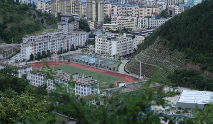 四川省廣元市朝天職業(yè)中學(xué)學(xué)費(fèi)、大概收費(fèi)是多少