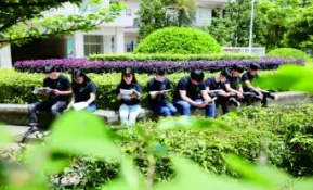 溆浦縣職業(yè)中等專業(yè)學(xué)校簡介、概況