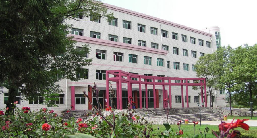 貴陽(yáng)市衛(wèi)生學(xué)校2019年招生簡(jiǎn)章