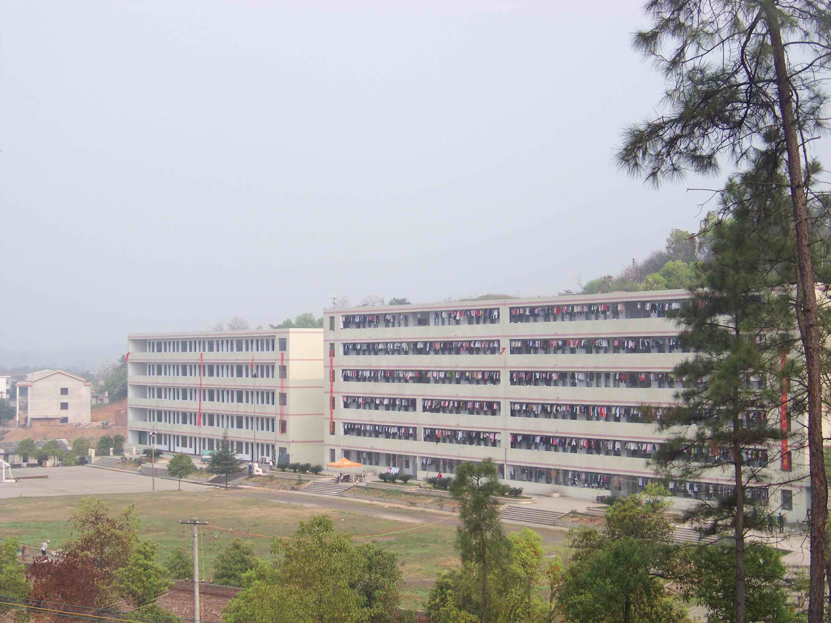 衡陽市致公職業(yè)中等專業(yè)學(xué)校環(huán)境