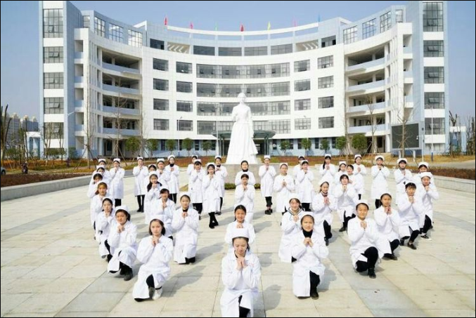 鄱陽(yáng)衛(wèi)生學(xué)校