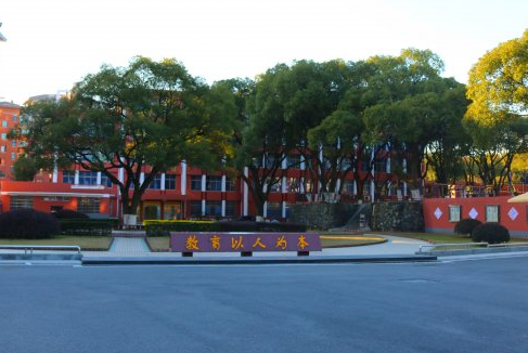 南昌汽車機電學(xué)校