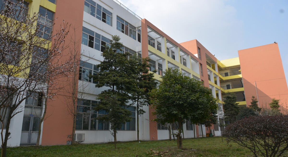 崇州市職教中心、學校招生計劃