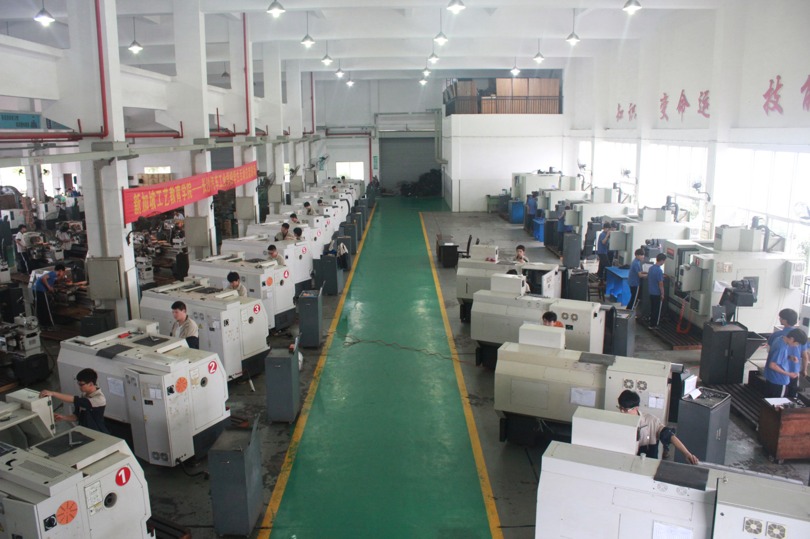 長沙汽車工業(yè)學(xué)校招生、2019招生專業(yè)有哪些