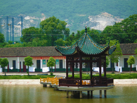 湖南省汨羅市職業(yè)中專學(xué)校環(huán)境、圖片