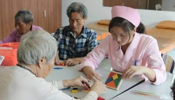 老年人服務(wù)與管理專(zhuān)業(yè)介紹、就業(yè)前景怎么樣