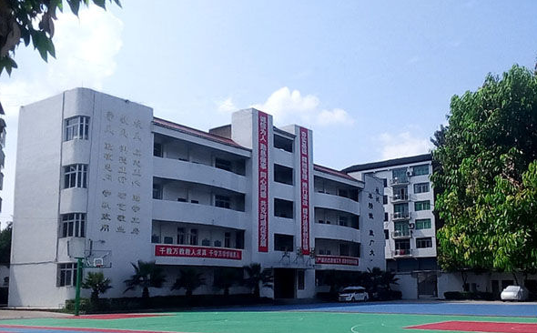 四川省達(dá)川區(qū)亭子職業(yè)高級(jí)中學(xué)招生要求、學(xué)校招生對(duì)象