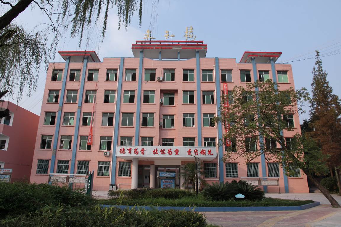四川省遂寧市安居職業(yè)高級(jí)中學(xué)校宿舍環(huán)境、寢室環(huán)境