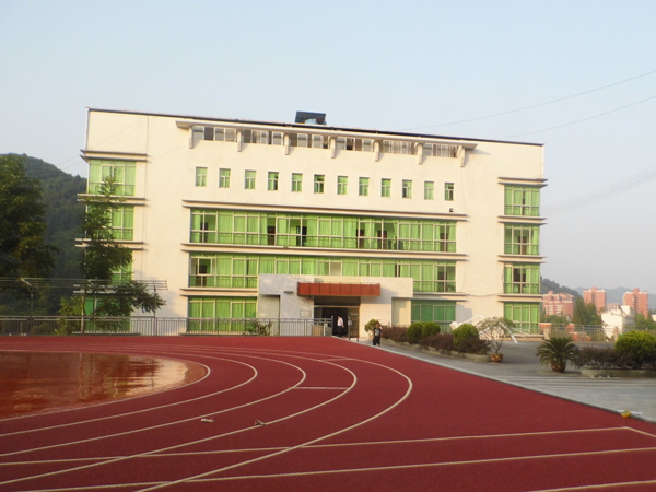 湘西旅游學(xué)校環(huán)境