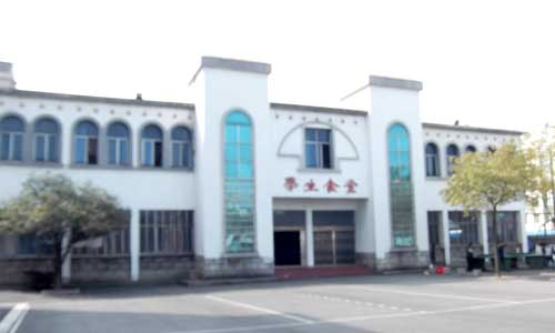 益陽市四通電腦中等專業(yè)學校環(huán)境