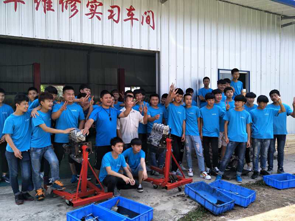 懷化市新華職業(yè)學(xué)校開設(shè)專業(yè)、有哪些專業(yè)