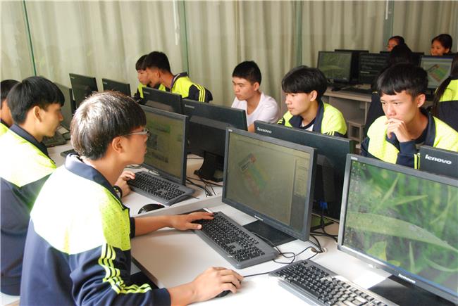 玉溪工業(yè)財貿(mào)學(xué)校招生、2019招生專業(yè)有哪些