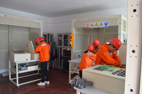 彝良縣職業(yè)技術(shù)高級(jí)中學(xué)招生、2019招生專業(yè)有哪些