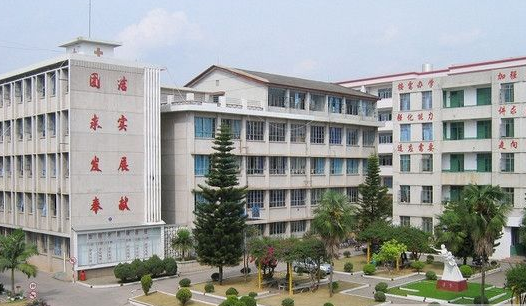 云南省普洱衛(wèi)生學校環(huán)境