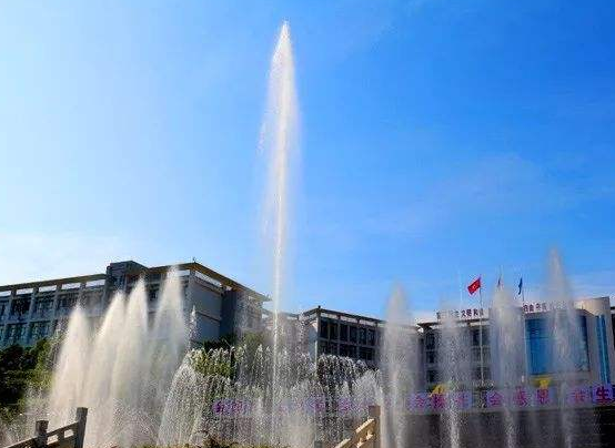 普洱市職業(yè)教育中心環(huán)境