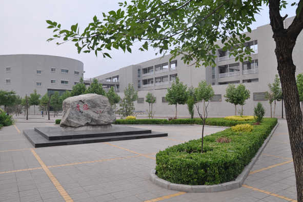 平遙現(xiàn)代工程技術(shù)學(xué)校招生要求、學(xué)校招生對(duì)象