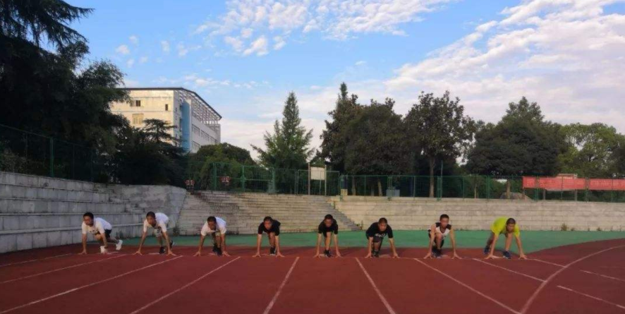 上海市航空服務(wù)學(xué)校好不好、怎么樣