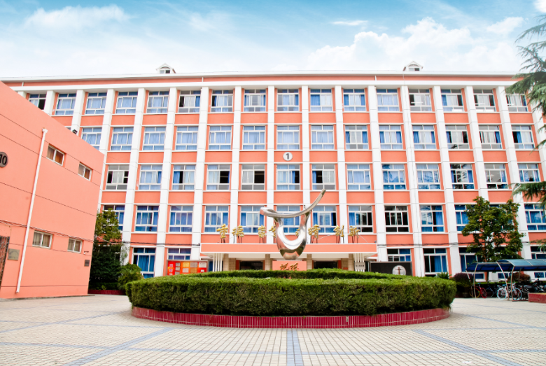 上海市交通學(xué)校環(huán)境、學(xué)校圖片