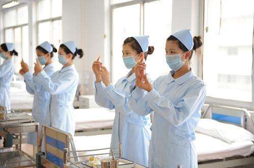 什么是高級護(hù)理專業(yè)？和普通護(hù)理有什么區(qū)別？