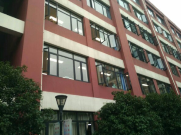 上海市工業(yè)技術(shù)學(xué)校簡介、概況