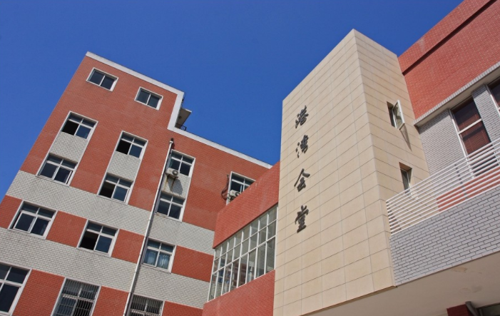 上海港灣學(xué)校環(huán)境、學(xué)校圖片