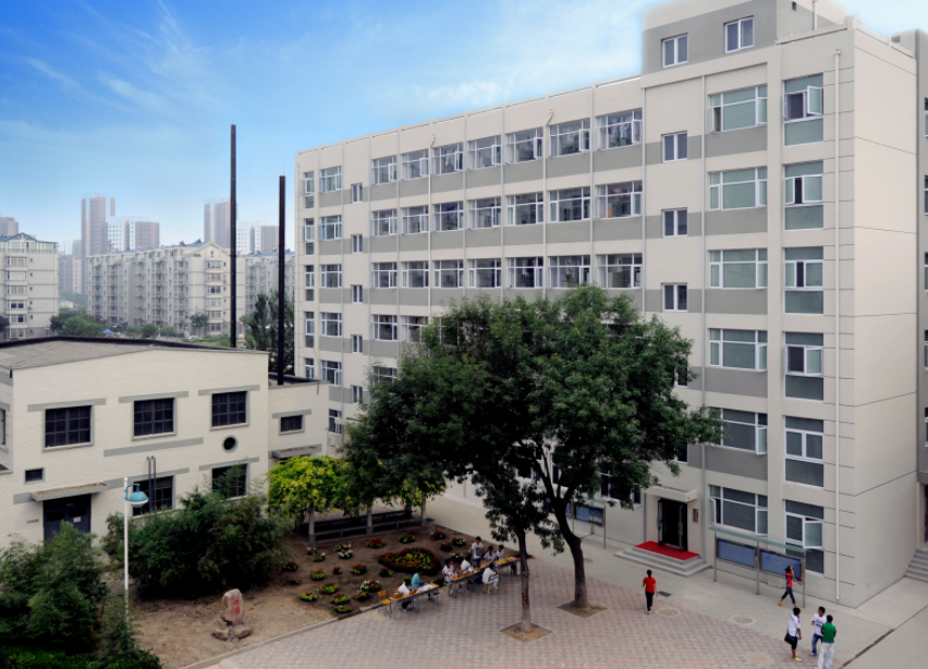 天津市經(jīng)濟(jì)貿(mào)易學(xué)校環(huán)境、學(xué)校圖片
