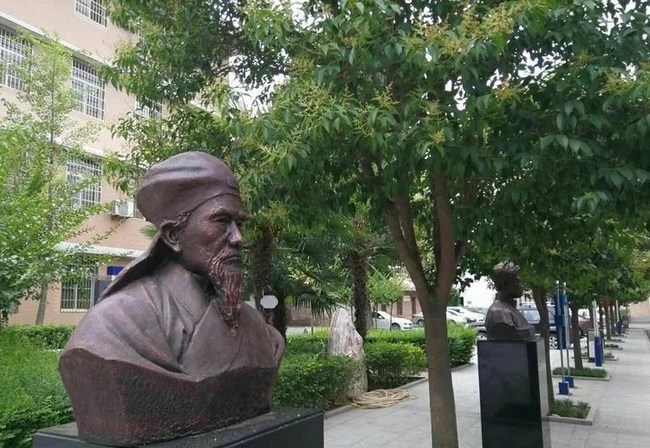 西安實(shí)驗(yàn)職業(yè)中等專業(yè)學(xué)校