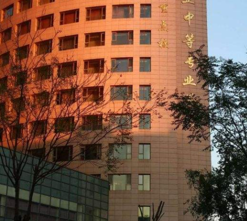 天津市中華職業(yè)中等專業(yè)學(xué)校環(huán)境、學(xué)校圖片