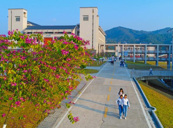 江蘇華瑞技工學(xué)校在哪里、學(xué)校地址