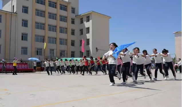 吉林市九華外事學(xué)校招生要求、學(xué)校招生對象