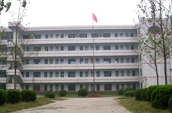 阜陽工商貿(mào)易學(xué)校簡介、介紹