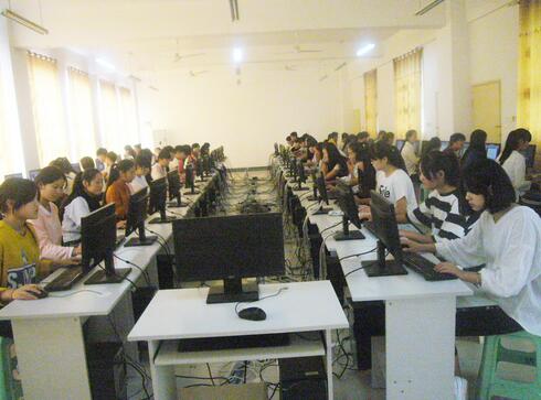 阜陽工商貿易學校有哪些專業(yè)