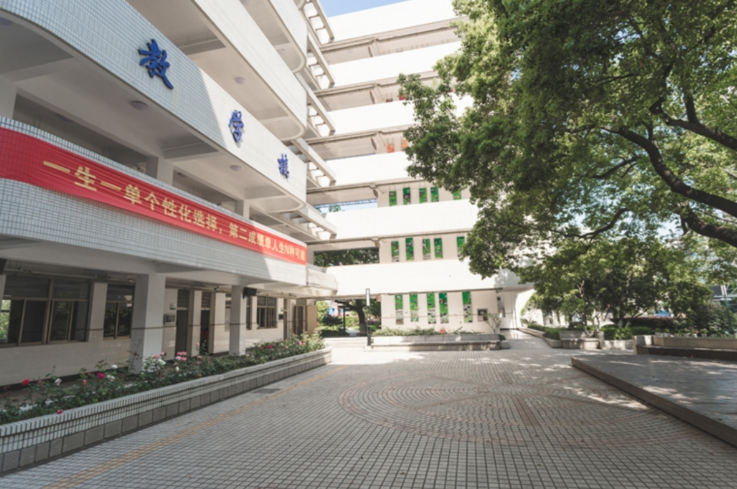 杭州市人民職業(yè)學(xué)校環(huán)境、學(xué)校圖片