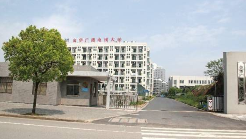 浙江商貿(mào)學校環(huán)境、學校圖片