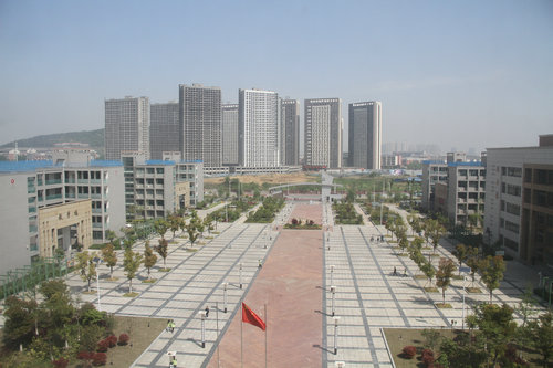 皖江職業(yè)教育中心學校